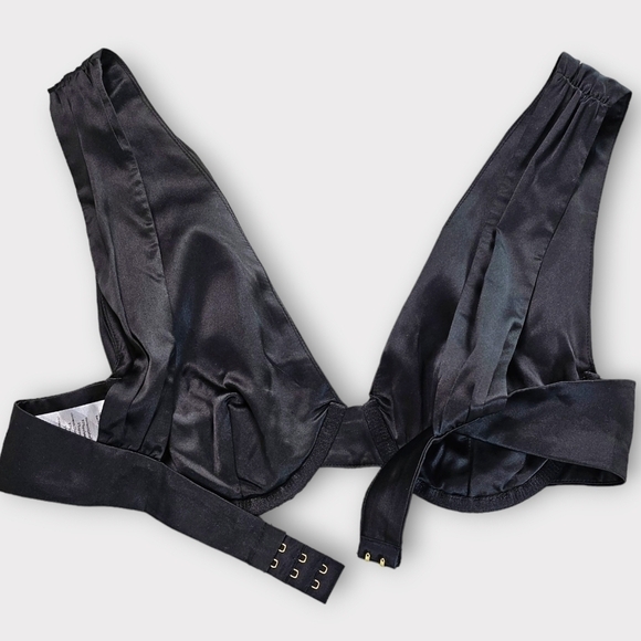 Danielle Bernstein Underwire V-neck Bralette Top - Picture 9 of 10